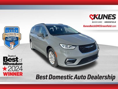 Used 2022 Chrysler Pacifica Touring-L