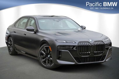New 2025 BMW i7 xDrive60 w/ Premium Package