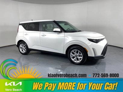 Used 2024 Kia Soul LX w/ Option Group 015