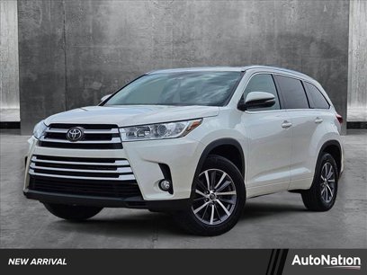 Used 2017 Toyota Highlander XLE