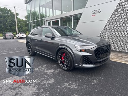 New 2025 Audi RS Q8 performance