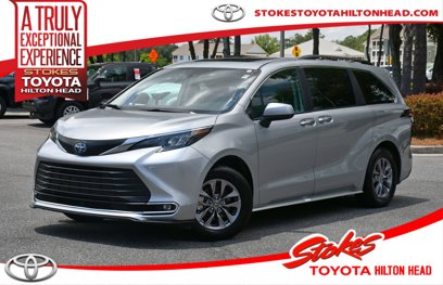 Certified 2024 Toyota Sienna XLE