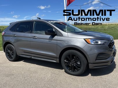New 2024 Ford Edge SE w/ Black Appearance Package