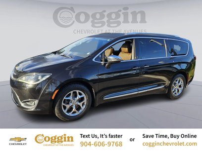 Used 2017 Chrysler Pacifica Limited