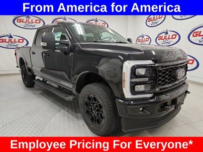 New 2025 Ford F250 XLT w/ Black Appearance Package
