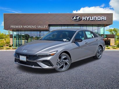 New 2025 Hyundai Elantra SEL