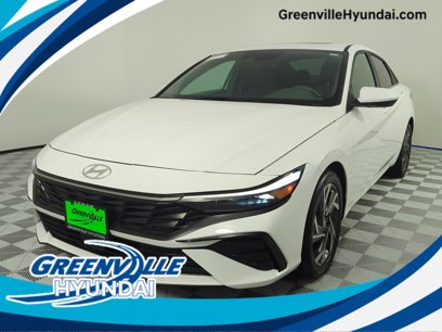 Used 2024 Hyundai Elantra SEL w/ Convenience Package