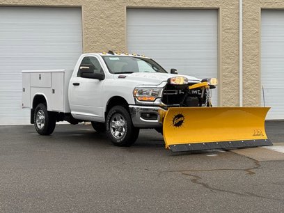 New 2024 RAM 2500 Tradesman w/ Chrome Appearance Group