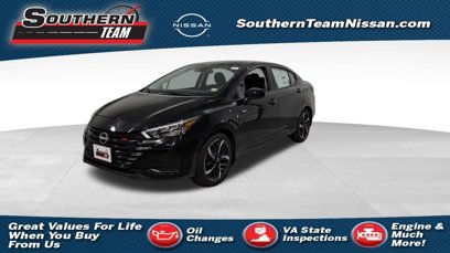 New 2025 Nissan Versa SR w/ Trunk Package