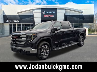 New 2025 GMC Sierra 1500 SLE w/ Preferred Package