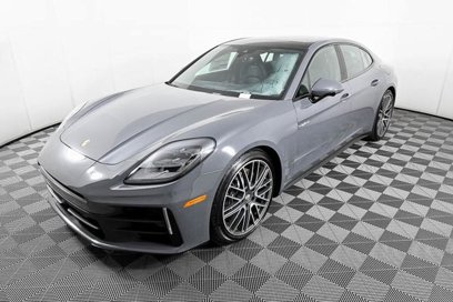New 2025 Porsche Panamera 4