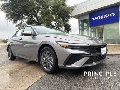 Used 2024 Hyundai Elantra Blue