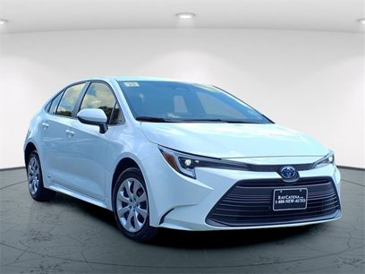 Used 2025 Toyota Corolla LE
