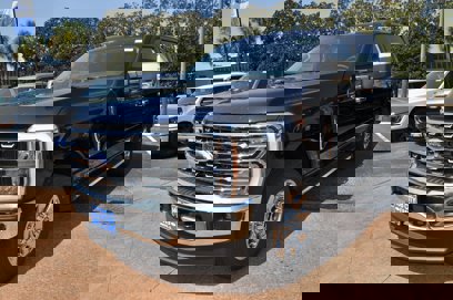 New 2025 Ford F250 Lariat w/ Chrome Package