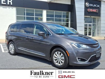 Used 2019 Chrysler Pacifica Touring-L