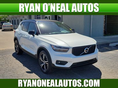 Used 2022 Volvo XC40 T5 R-Design
