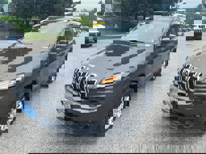 Certified 2017 Jeep Cherokee Latitude w/ Safety/Convenience Group