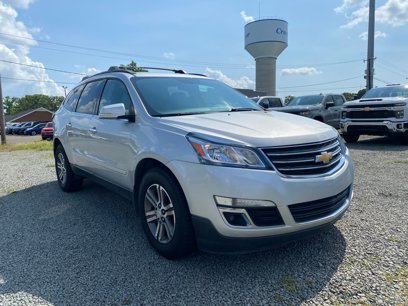 Used 2017 Chevrolet Traverse LT