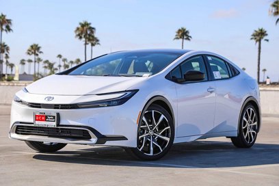 New 2025 Toyota Prius Plug-In Hybrid