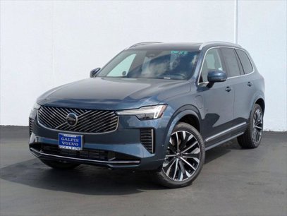 New 2025 Volvo XC90 T8 Plus w/ Protection Package Premier
