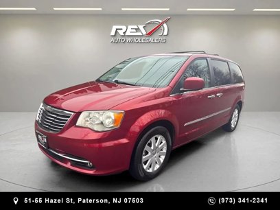 Used 2014 Chrysler Town & Country Touring w/ Driver Convenience Group