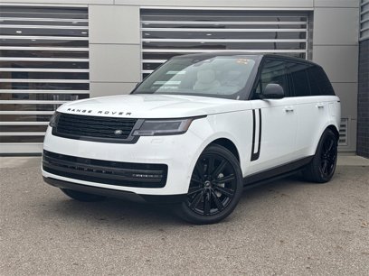 New 2025 Land Rover Range Rover SE