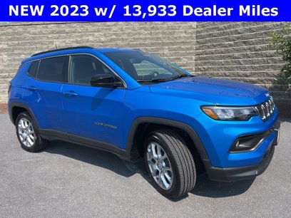 New 2023 Jeep Compass Latitude w/ Sun and Sound Group