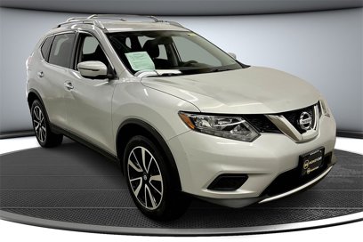 Used 2016 Nissan Rogue SV