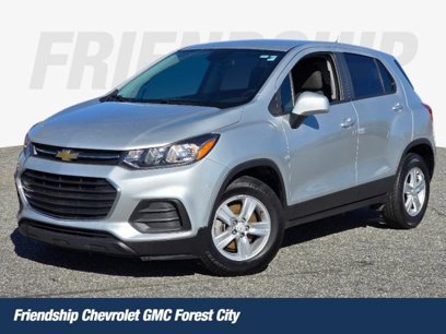 Used 2022 Chevrolet Trax LS w/ Tint and Cruise Package