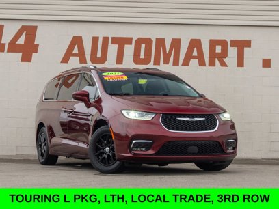 Used 2021 Chrysler Pacifica Touring-L