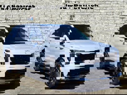New 2025 Kia Sorento S w/ Panoramic Sunroof Package