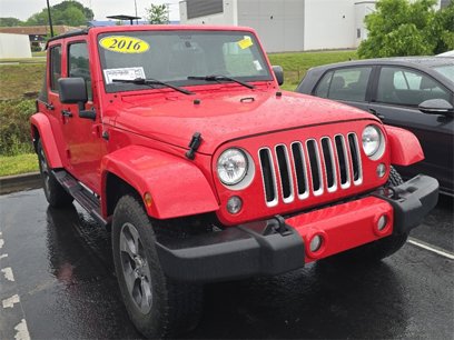 Used 2016 Jeep Wrangler Unlimited Sahara w/ Connectivity Group