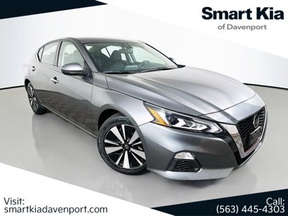 Used 2022 Nissan Altima 2.5 SV