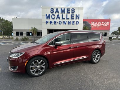 Used 2020 Chrysler Pacifica Limited w/ Tire & Wheel Group