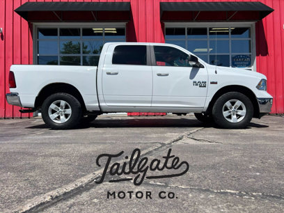 Used 2019 RAM 1500 Classic SLT w/ Luxury Group