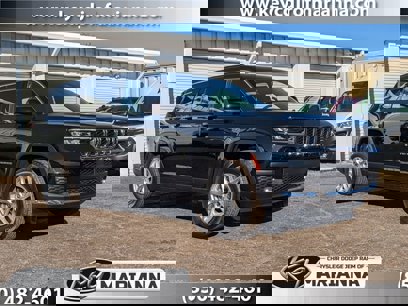 New 2025 Jeep Grand Cherokee L Laredo w/ Luxury Tech Group I