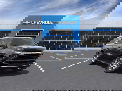New 2025 Chevrolet Suburban LS