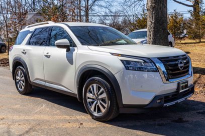 Certified 2023 Nissan Pathfinder SL