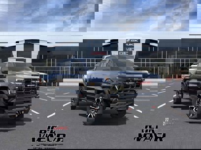 New 2025 GMC Canyon AT4 w/ Nightfall Edition