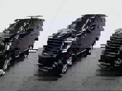 Used 2022 GMC Yukon XL SLT