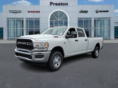 New 2024 RAM 3500 Tradesman w/ Chrome Appearance Group