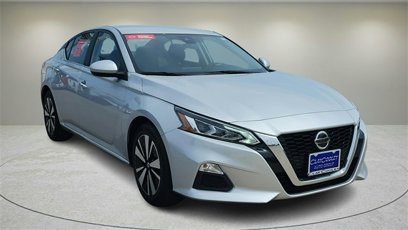 Used 2022 Nissan Altima 2.5 SV