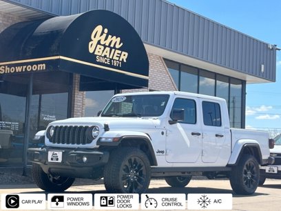 New 2025 Jeep Gladiator Sport