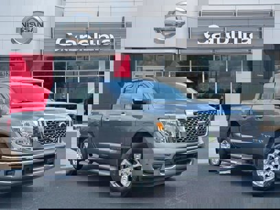 Used 2018 Nissan Titan SV w/ SV Convenience Package