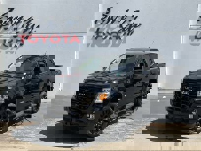 Used 2022 GMC Canyon Elevation w/ Elevation Premium Package