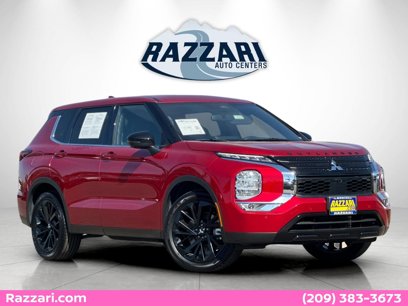 Used 2023 Mitsubishi Outlander SE