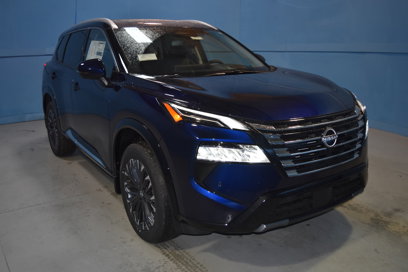 New 2025 Nissan Rogue Platinum w/ Tech Package