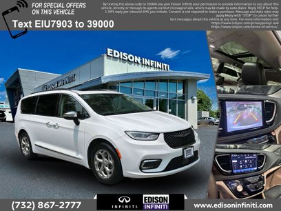 Used 2023 Chrysler Pacifica Limited