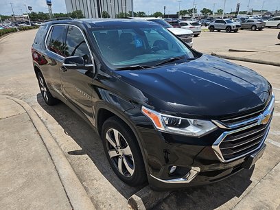 Used 2021 Chevrolet Traverse LT w/ LT Premium Package