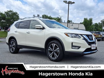 Used 2020 Nissan Rogue SV w/ Sun & Sound Touring Package